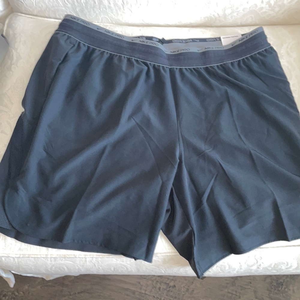 Nike Pro Black Standard Fit XXL